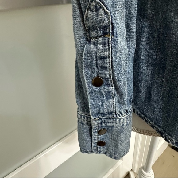 Madewell Denim Button Up Shirt Long Sleeve Snap Button SZ XSmall Blue Western - Picture 4 of 9